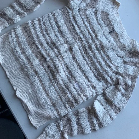 BCBG white sweater Risa - Picture 4 of 7